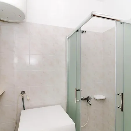 4675a Apartment